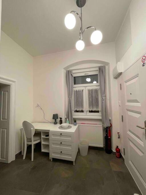 Good Old Times Apartment Bratislava Esterno foto